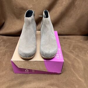 Dansko Lizanne Gray Ankle Booties